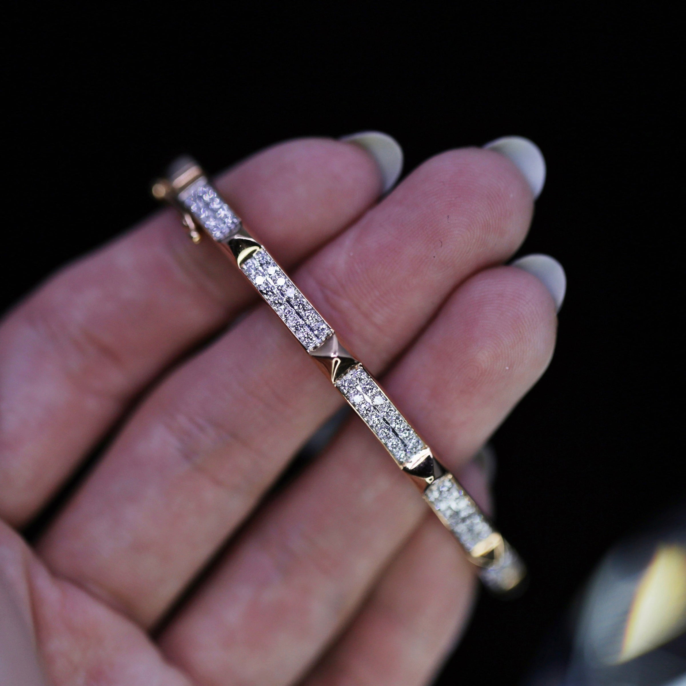 1.00ct. Natural Diamond Bangle Set In 14K Rose Gold