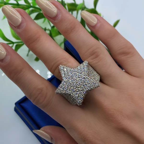 14k White Gold Cocktail Ring features 8.15ct.