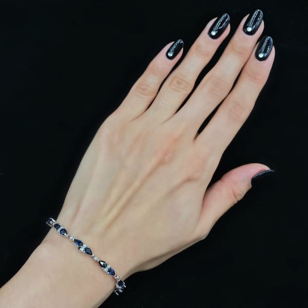 0.25ct. Diamond Bracelet Set In 14K White Gold, Round Pear Cut