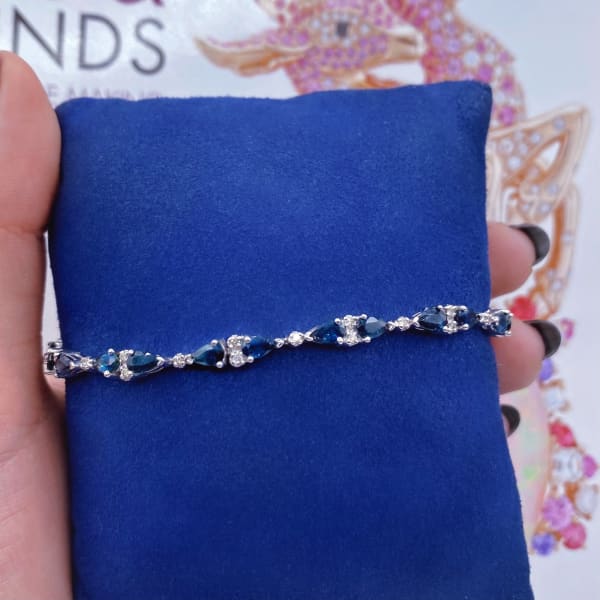 0.25ct. Diamond Bracelet Set In 14K White Gold, Round Pear Cut