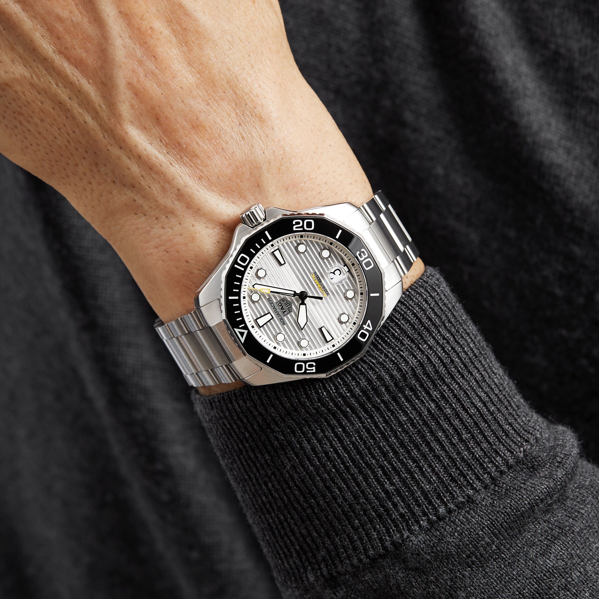 Aquaracer Professional 300 Date