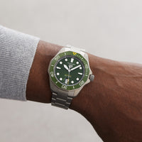 Aquaracer Professional 300 Date