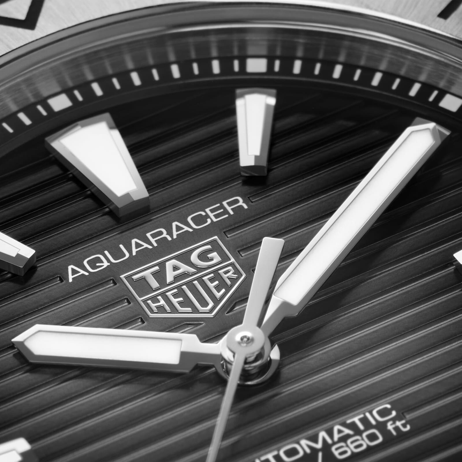 Aquaracer Professional 200 Date