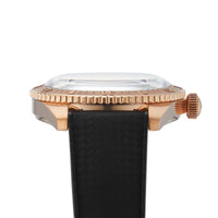 Divers Sixty‑Five Date