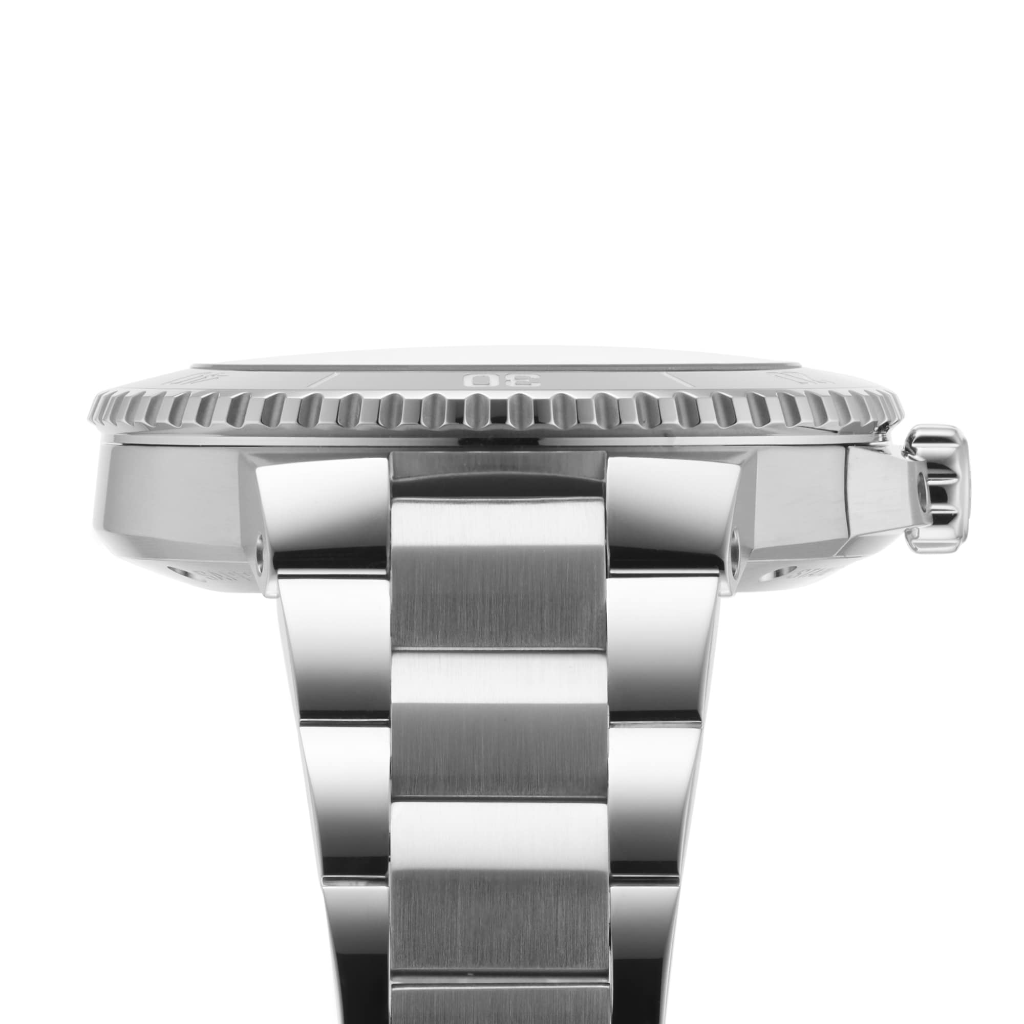 Aquis Date Calibre 400