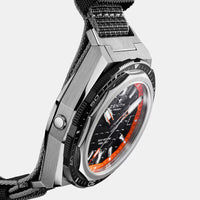 Defy Extreme Diver