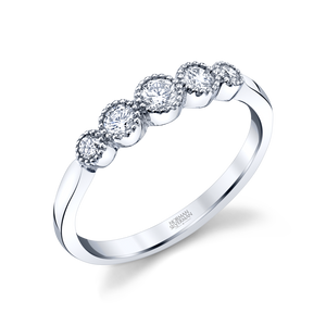 Petite Graduating Diamond Ring