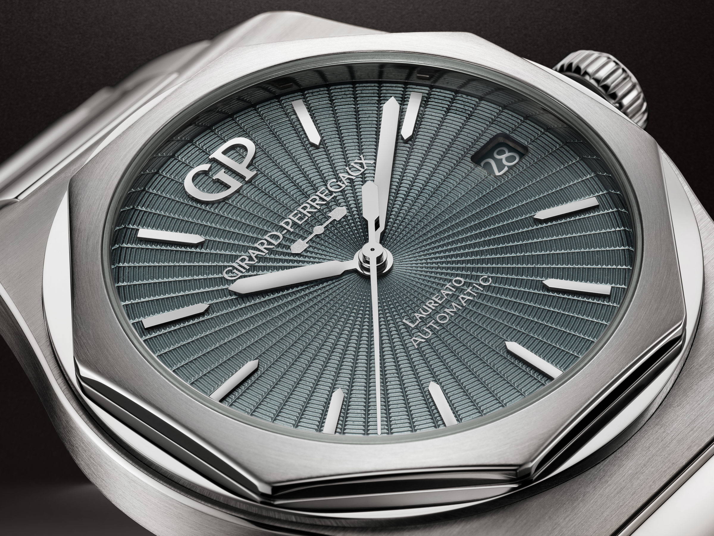 Laureato 42
