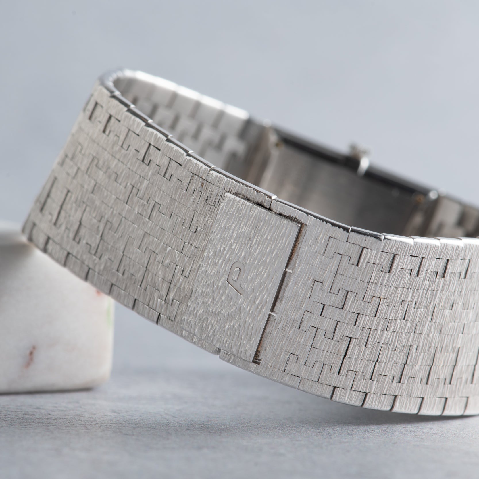 White Gold 'Onyx' Dress Watch