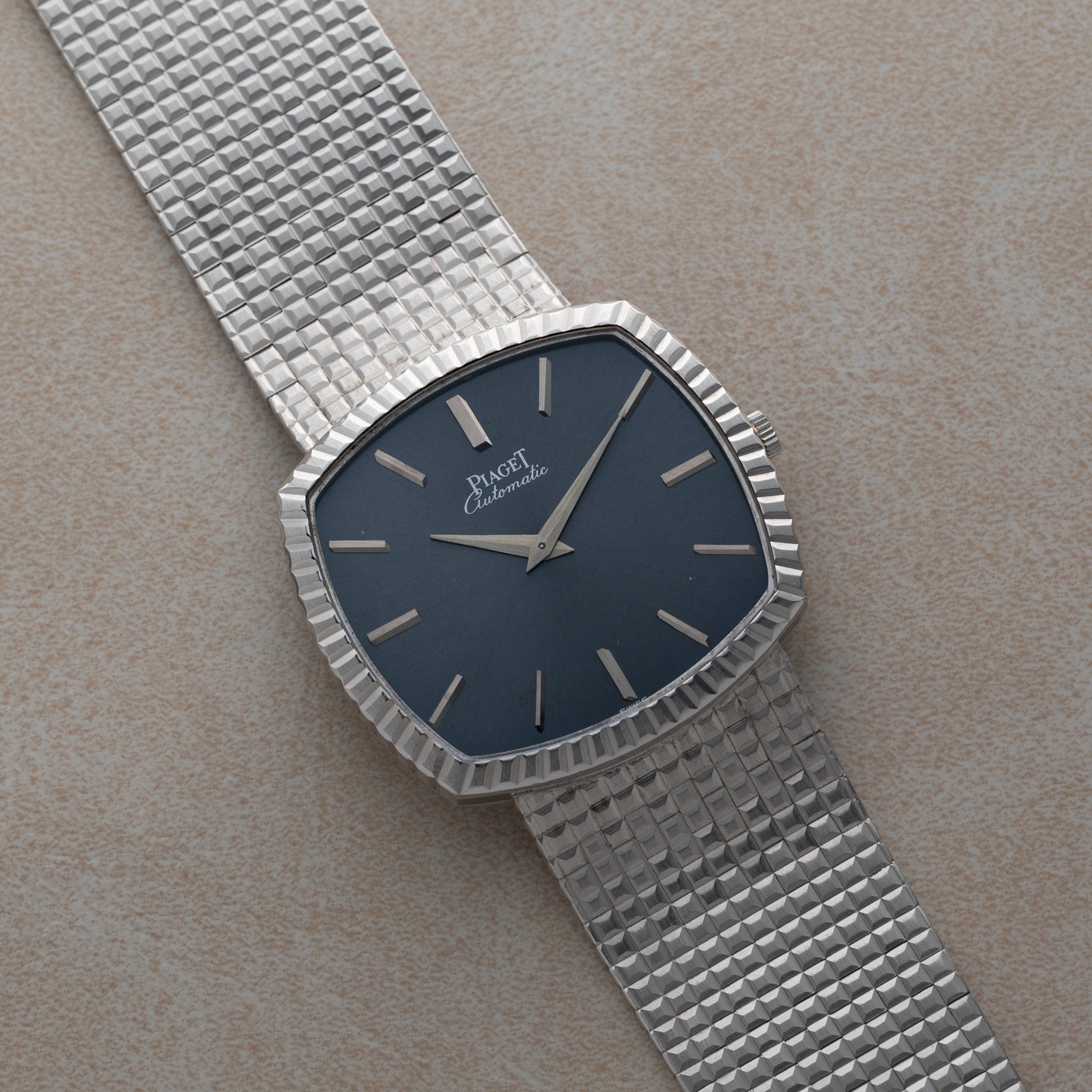 Sqound' White Gold Dress Watch