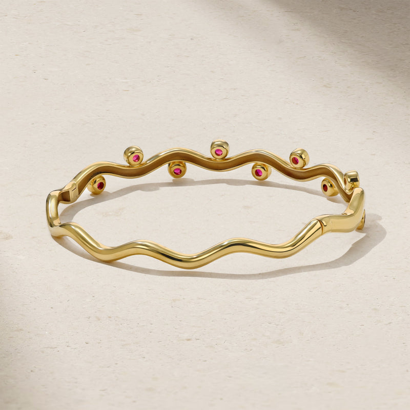 Riva Wavy Ruby Bangle