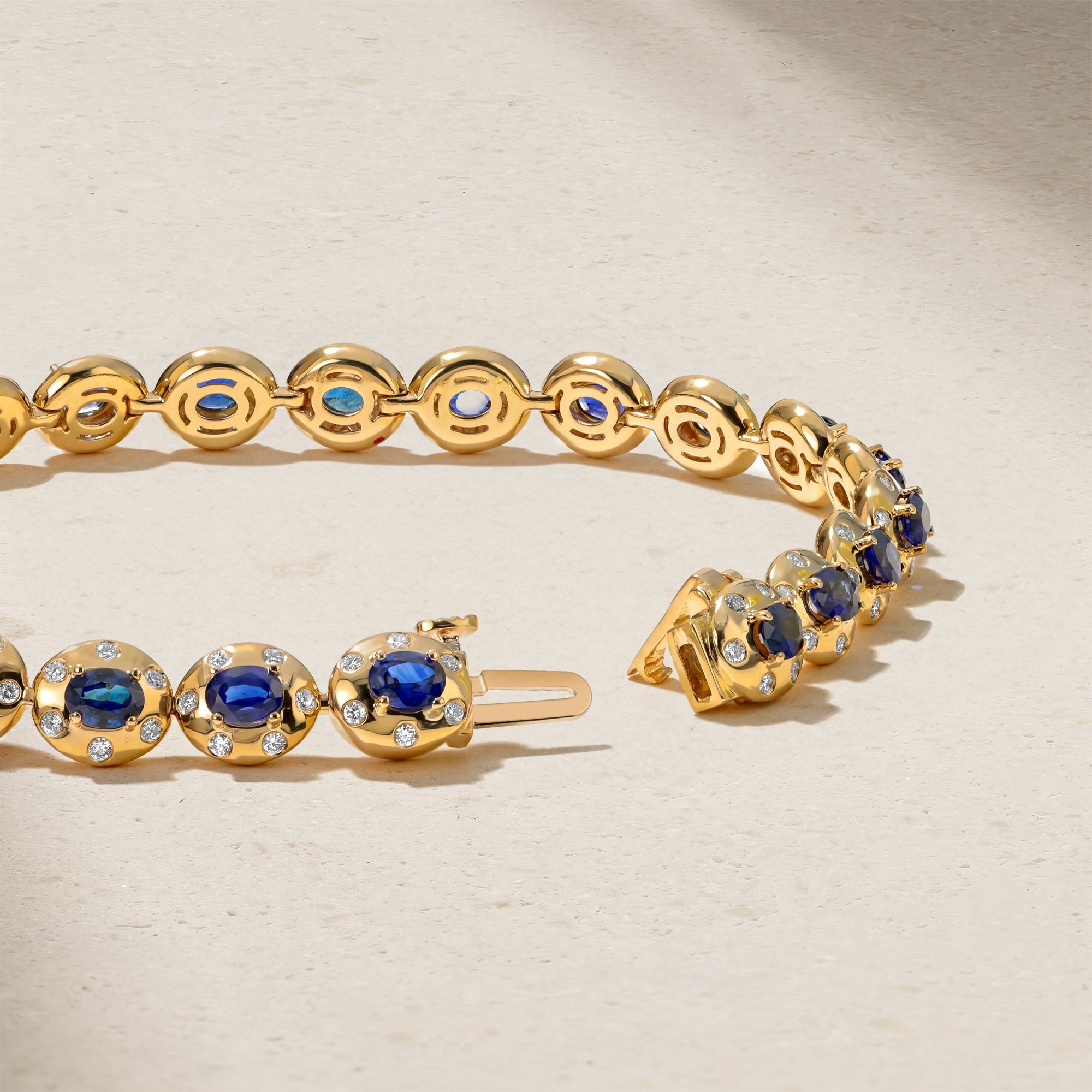Aurum Oval Sapphire Bracelet