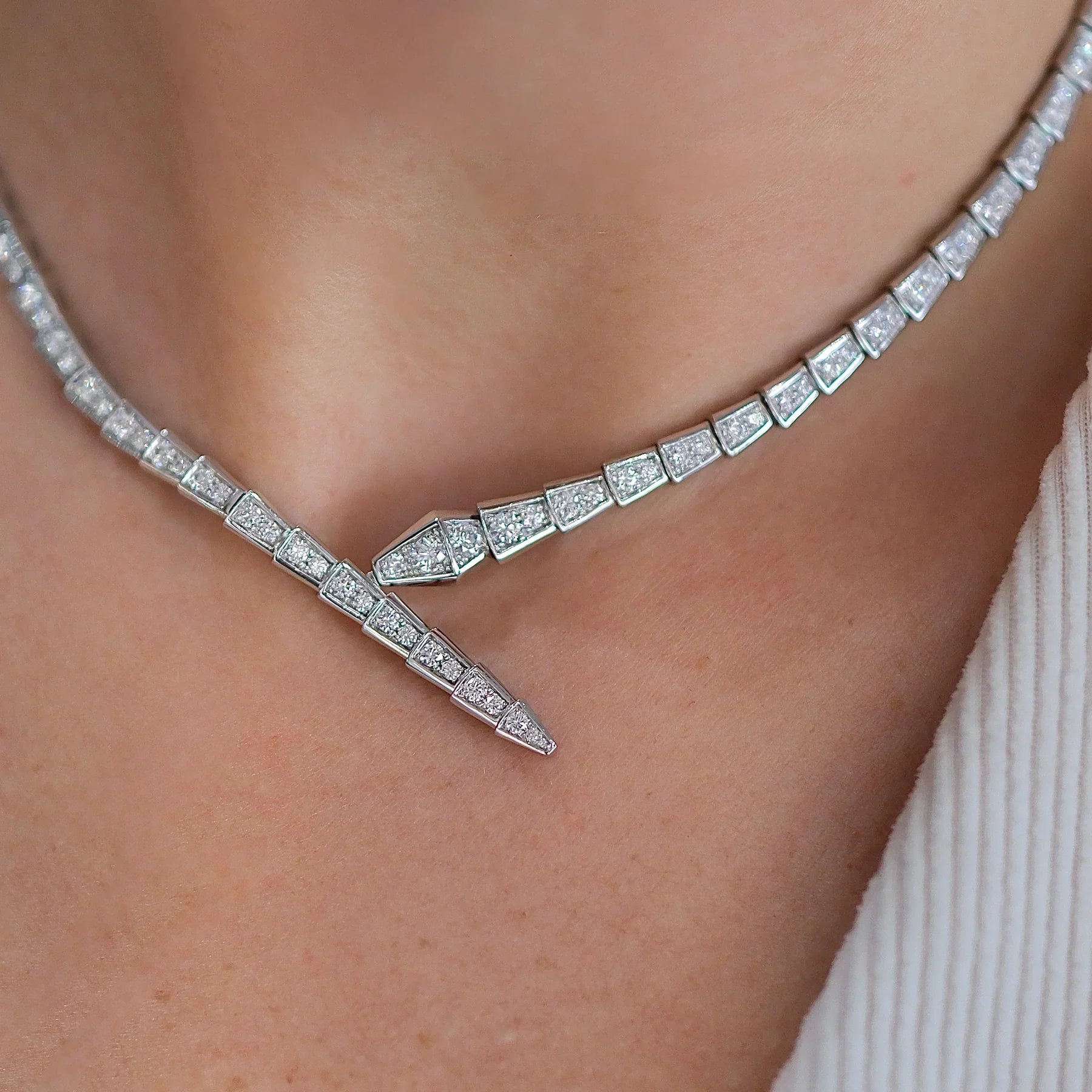 Bulgari 18K White Gold Serpenti Viper  with Full Pave Diamonds Lady's Necklace