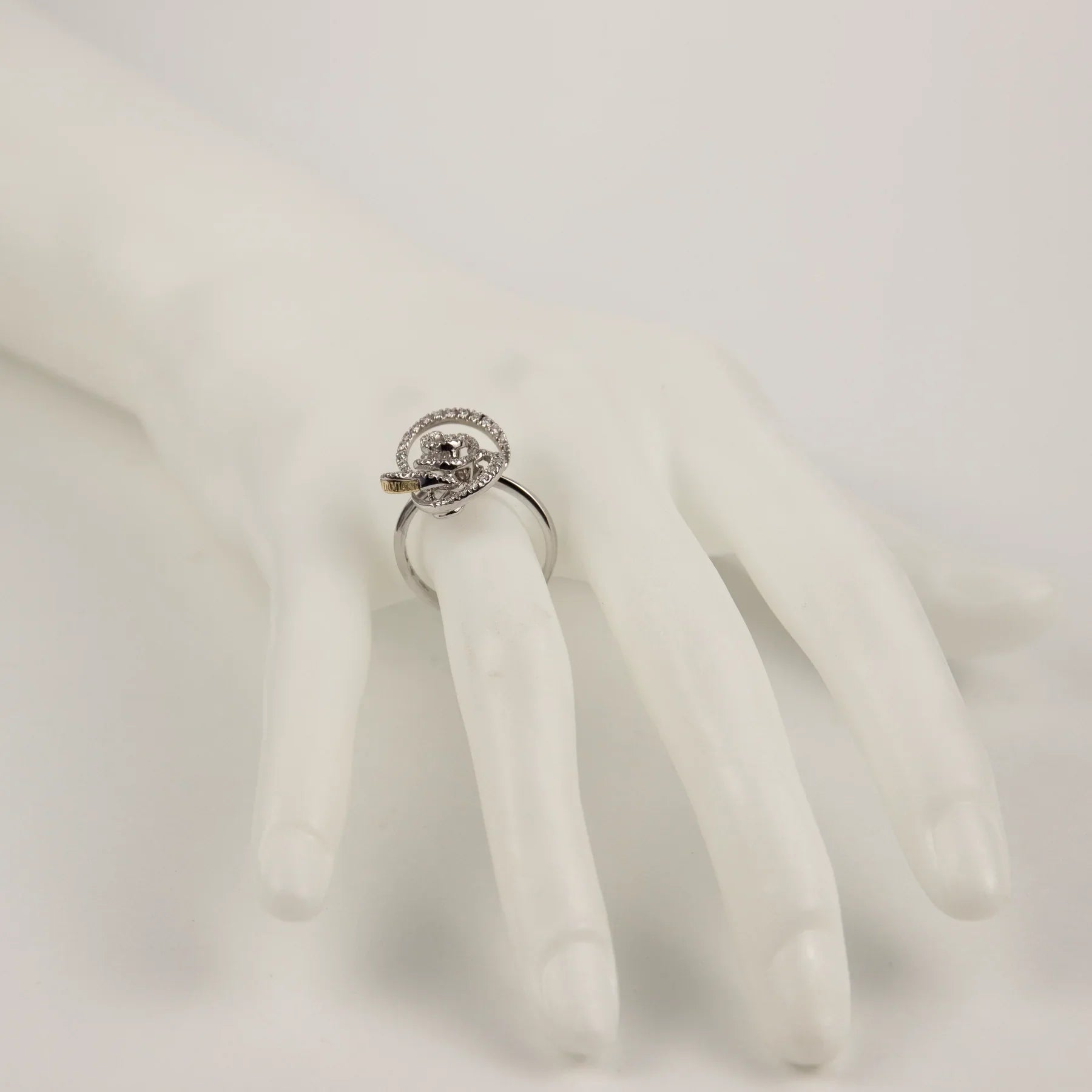 Damiani 18K White Gold Diamond Rose Lady's Ring
