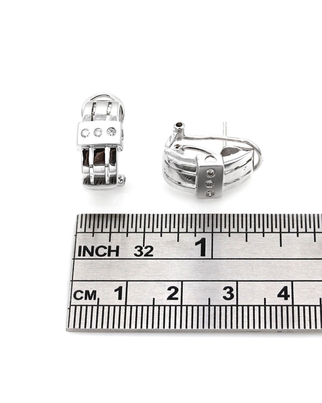 Diamond Bar Curved Earrings