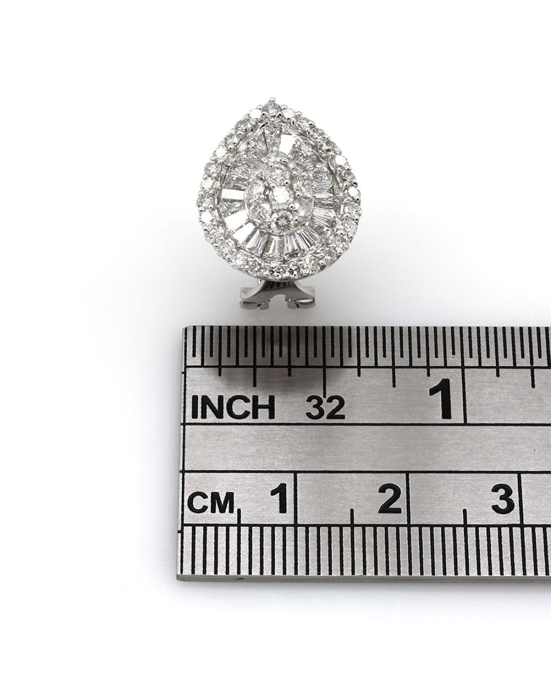 Diamond Pear Shape Earrings in Gold