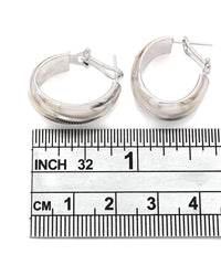 Fluted Huggie Earrings in White Gold
