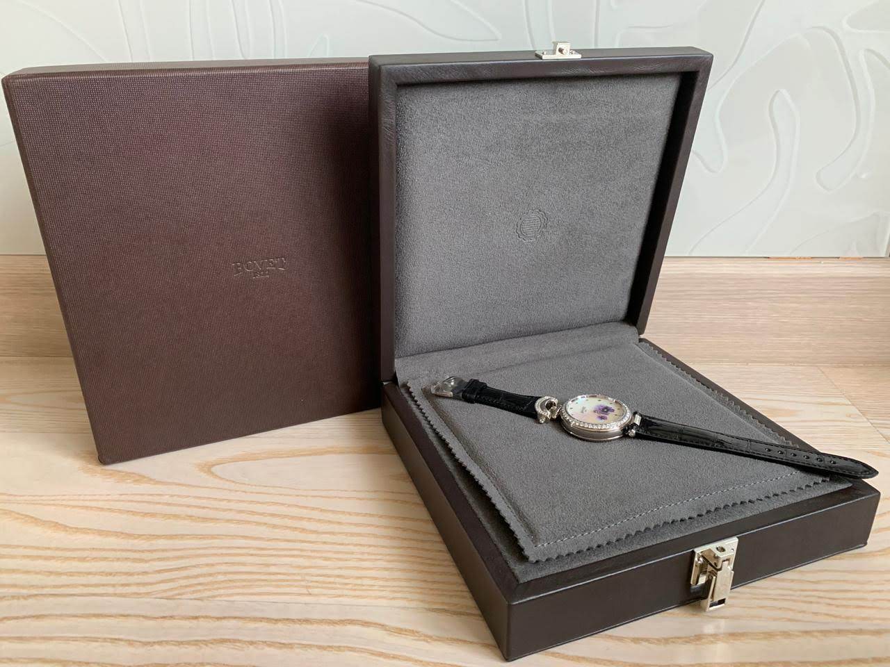 Bovet Amadeo Fleurier 39mm "Pansy" Ladies Watch in 18K White Gold.