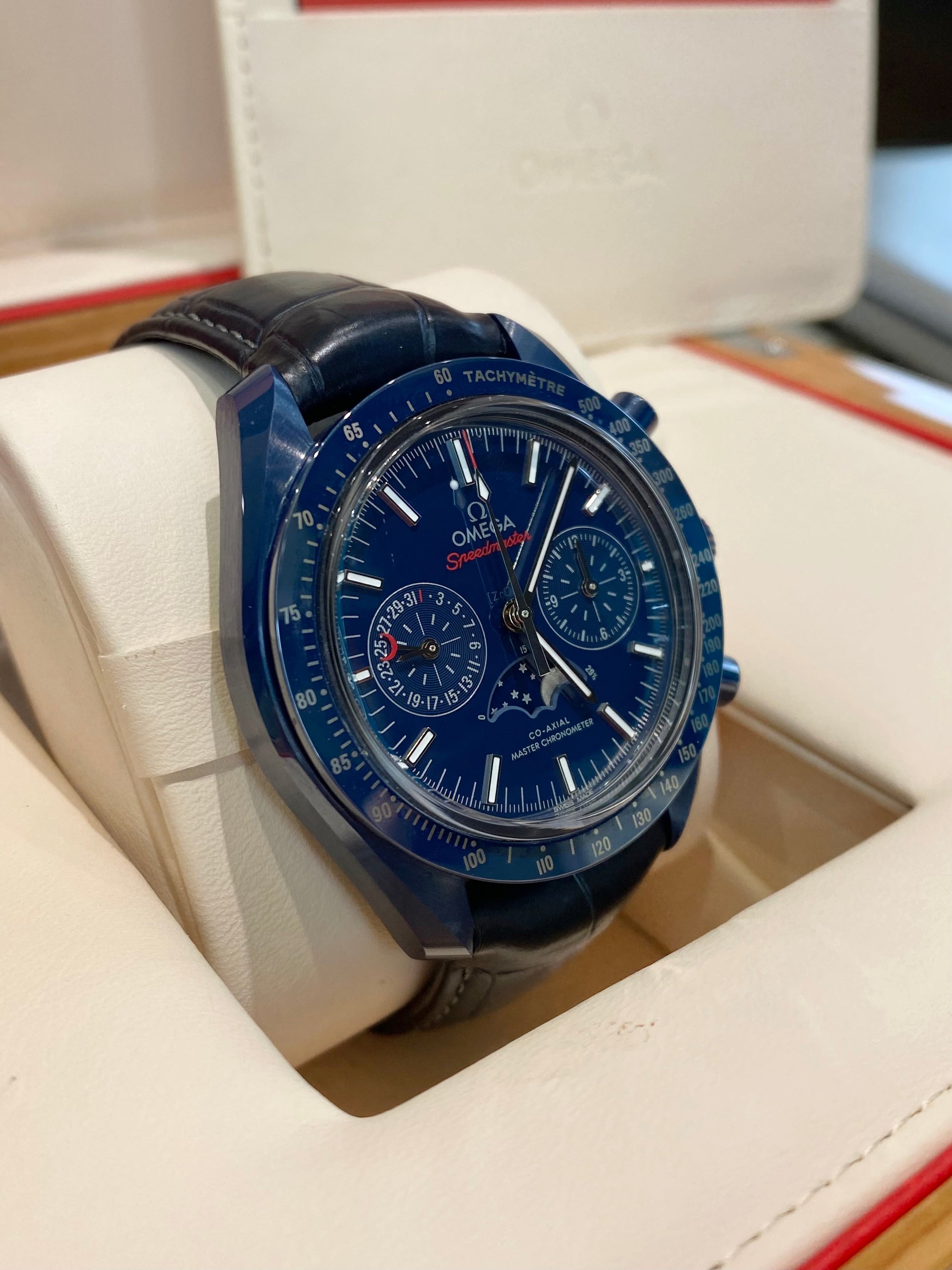 Omega Speedmaster Moonphase Blue Side of the Moon