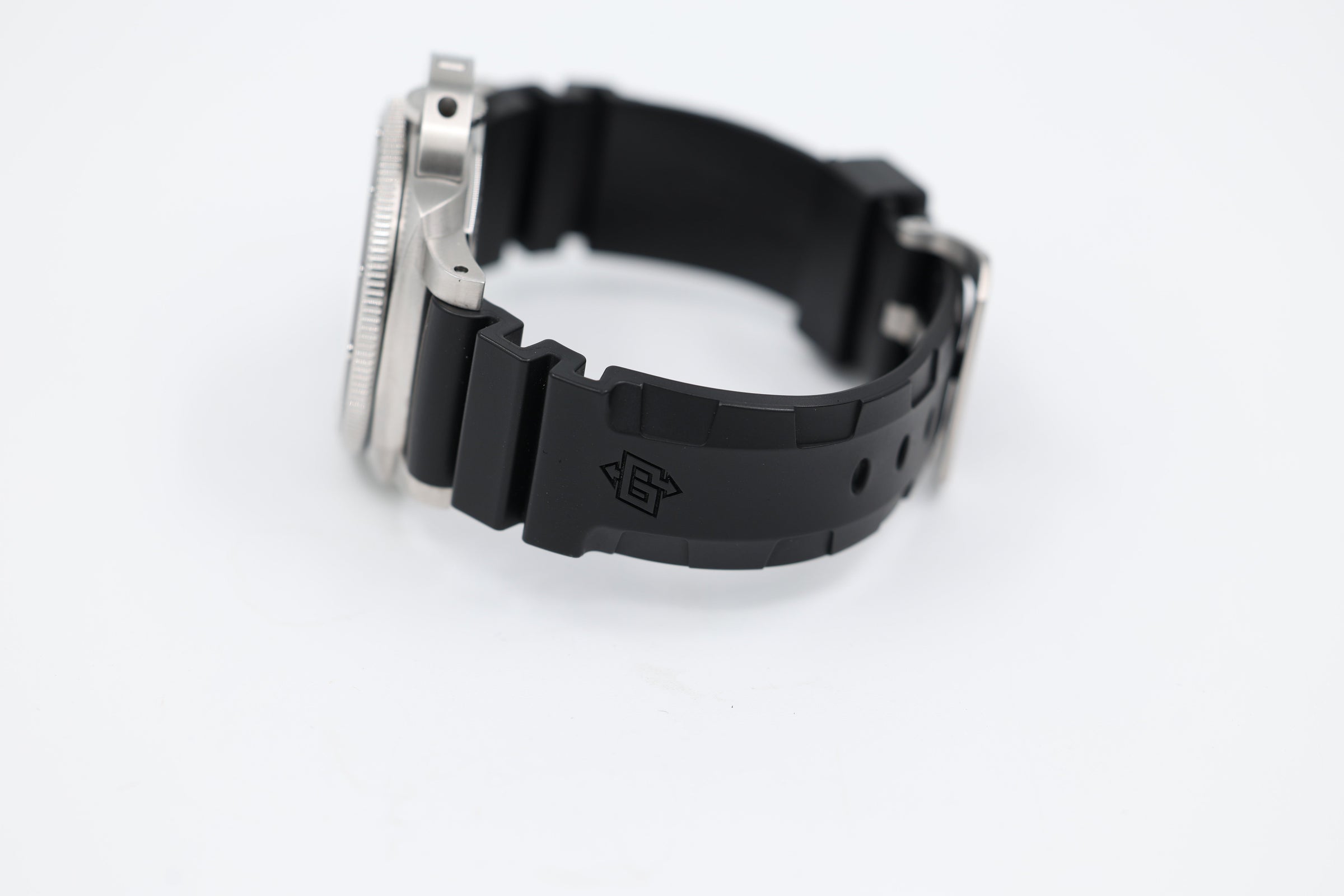 Panerai - Submersible - Black Dial - PAM00683 - 2018