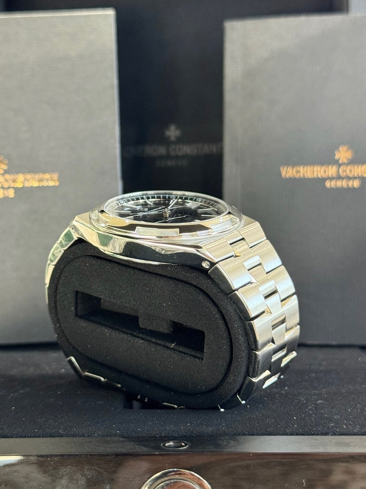 2019 Vacheron Constantin Overseas Self-Winding