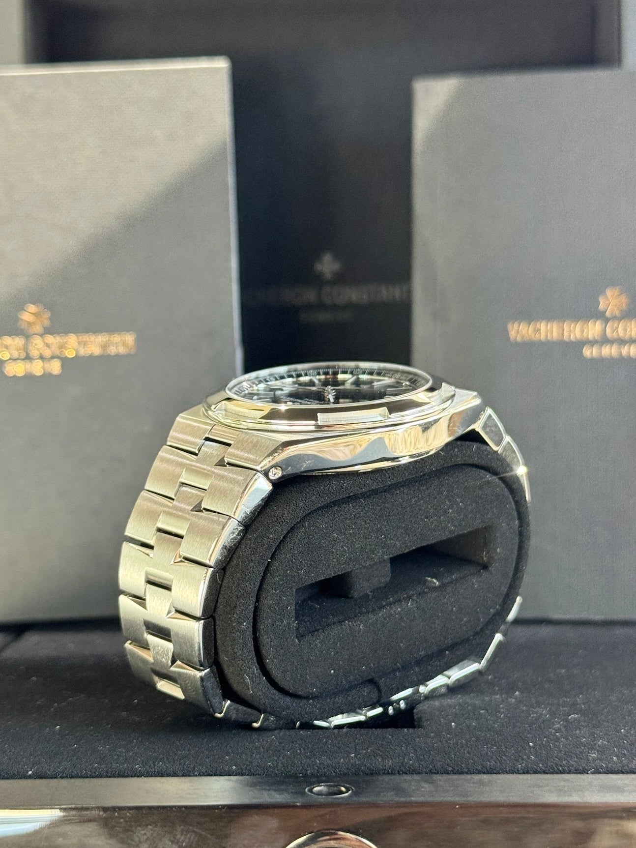 2019 Vacheron Constantin Overseas Self-Winding