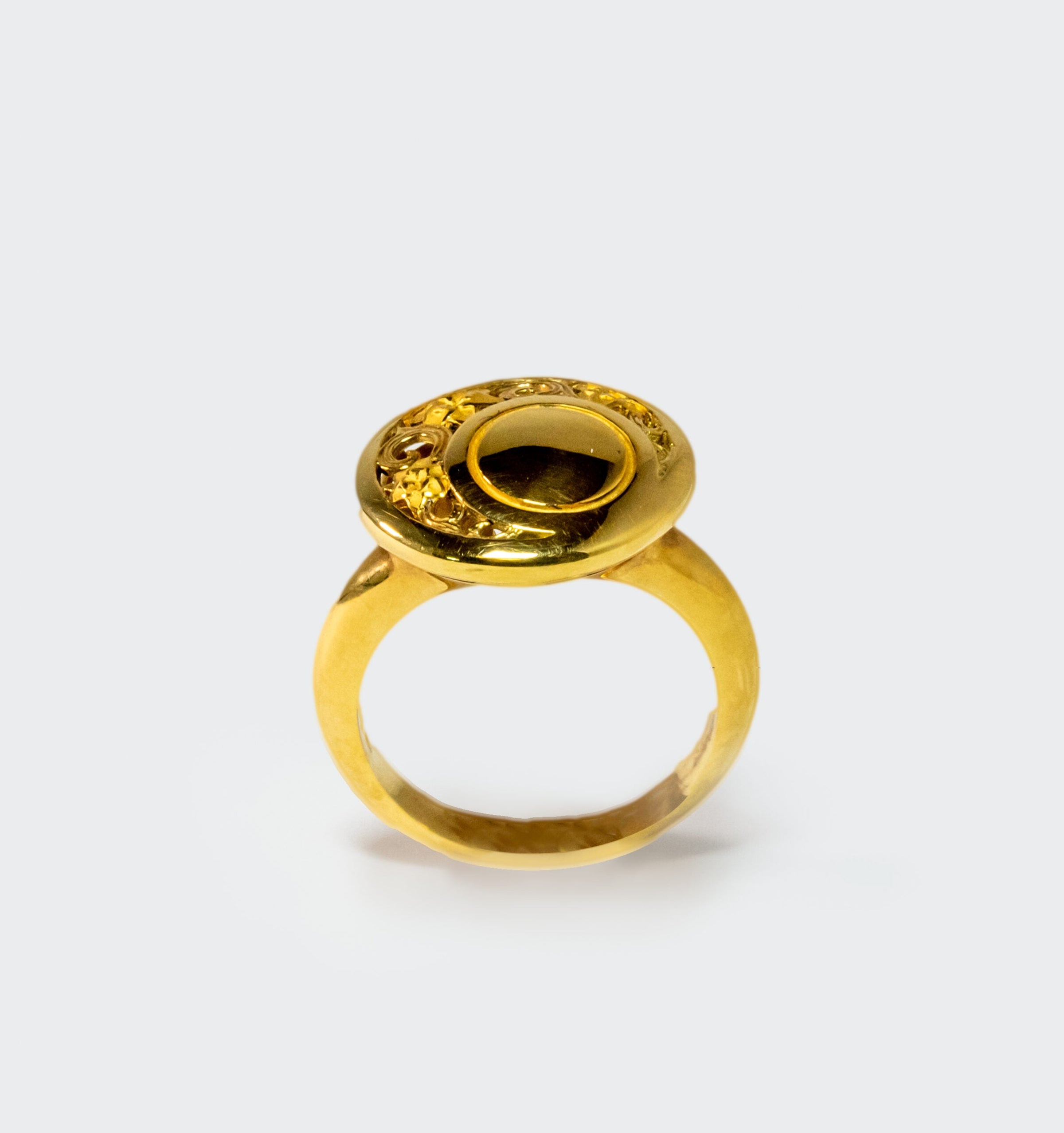 Carrera Y Carrera Jasmin 18K Yellow Gold Ring