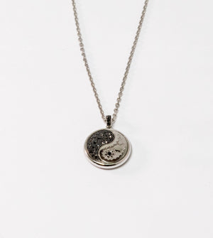Carrera Y Carrera Aqua Reversible 18K White Gold & Diamonds Pendant