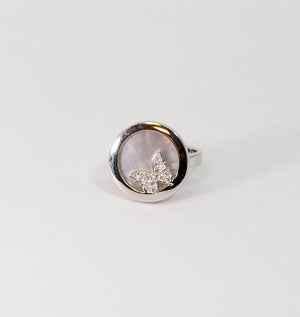 Carrera Y Carrera Baile de Mariposas 18K White Gold Mother of Pearl Ring