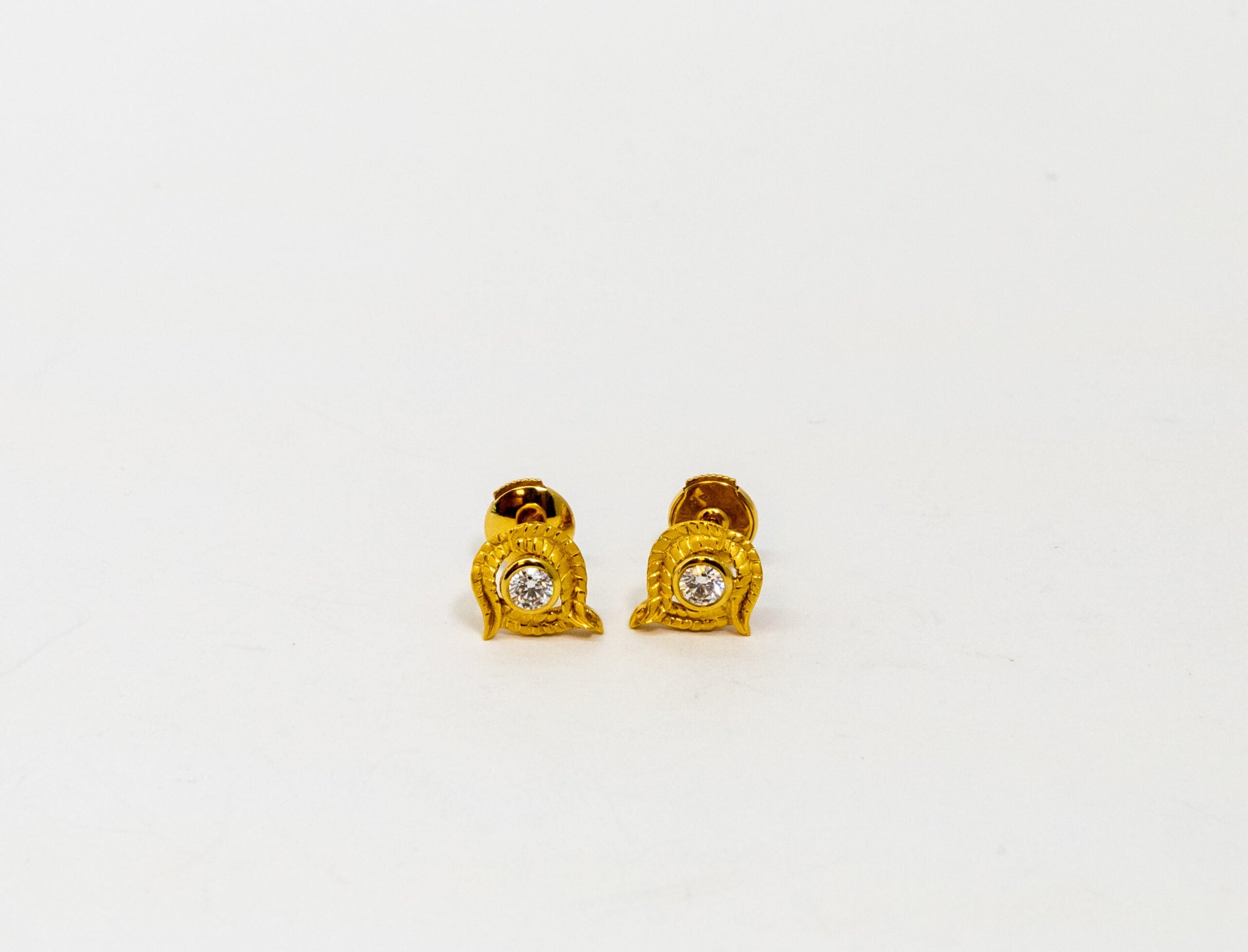Carrera Y Carrera Garzas 18K Yellow Gold and Diamond Earring