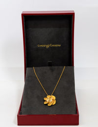 Carrera Y Carrera Gardenia 18K Yellow Gold Pendant