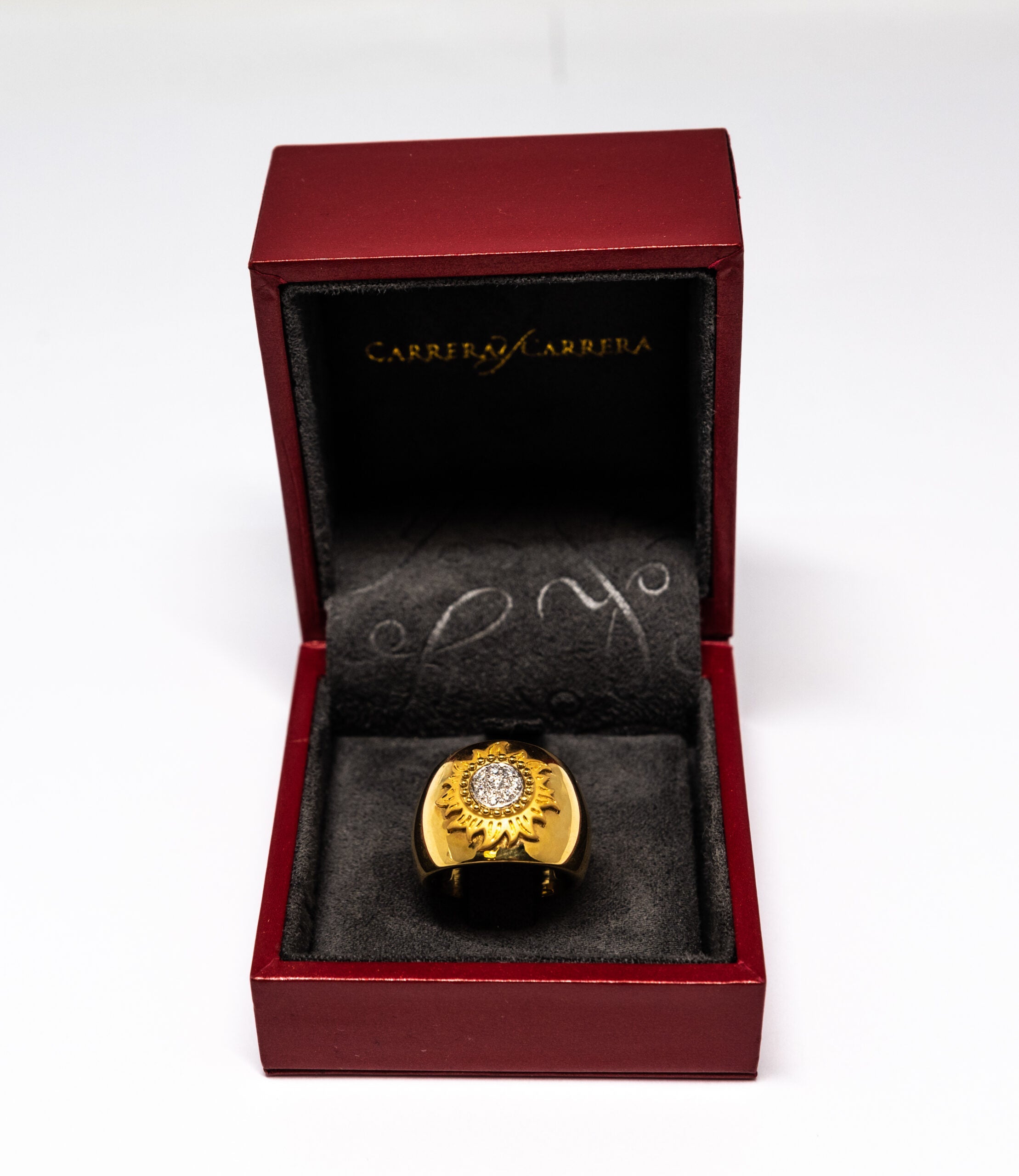 Carrera Y Carrera Sol Y Somb 18K Yellow Gold and Diamonds Ring
