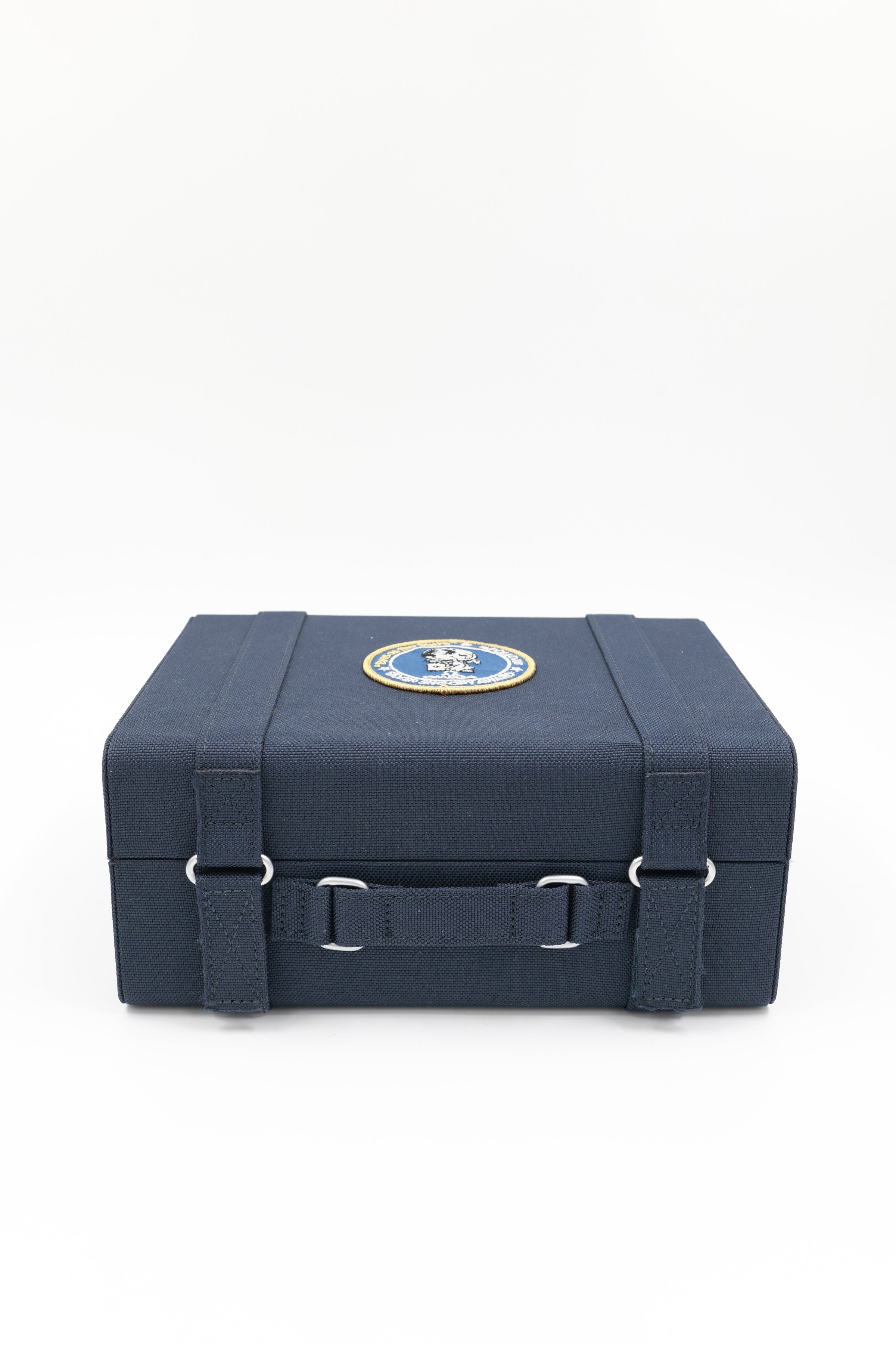 Omega - Speedmaster Silver Snoopy Award 50th Anniversary -310.32.42.50.02.001 - 2021