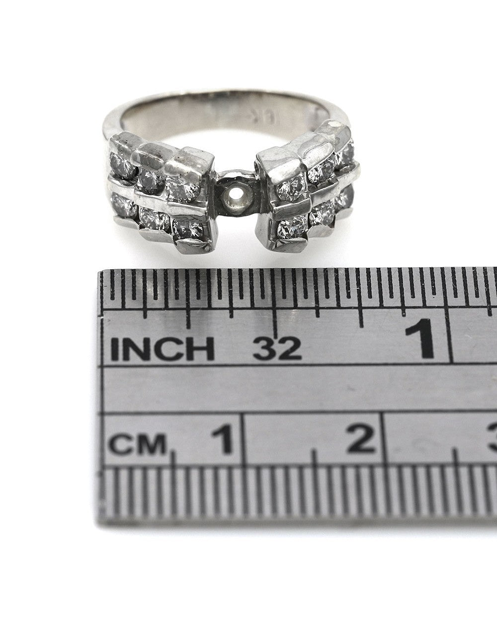 Flush Set Diamond Semi Mount in Platinum