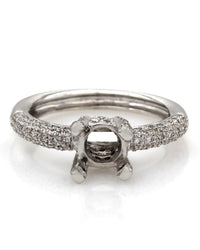 Pave Diamond Mounting in Gold