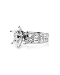 Diamond Engagement Ring Mounting in Platinum