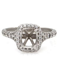 Split Shank Diamond Halo Mounting in Gold