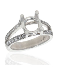0.42ctw Diamond Split Shank Mounting in Platinum