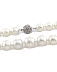 White South Sea Pearl Necklace with Pave Diamond and Gold Clasp