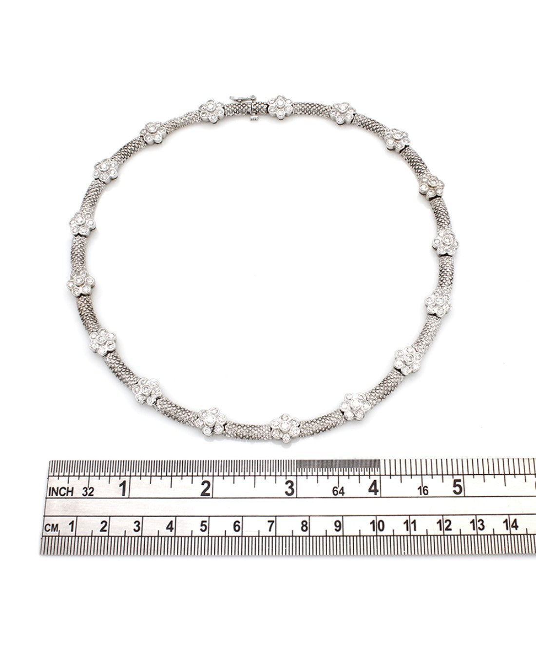 Diamond Flower Necklace with Round Diamonds in 14kw