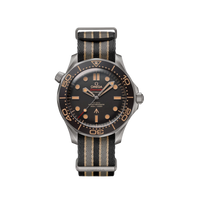 Omega Seamaster Diver 300M 007 edition 210.92.42.20.01.001