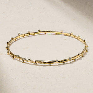 Riva Crest Diamond Collar