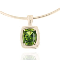 Cushion Cut Peridot Pendant in Yellow Gold