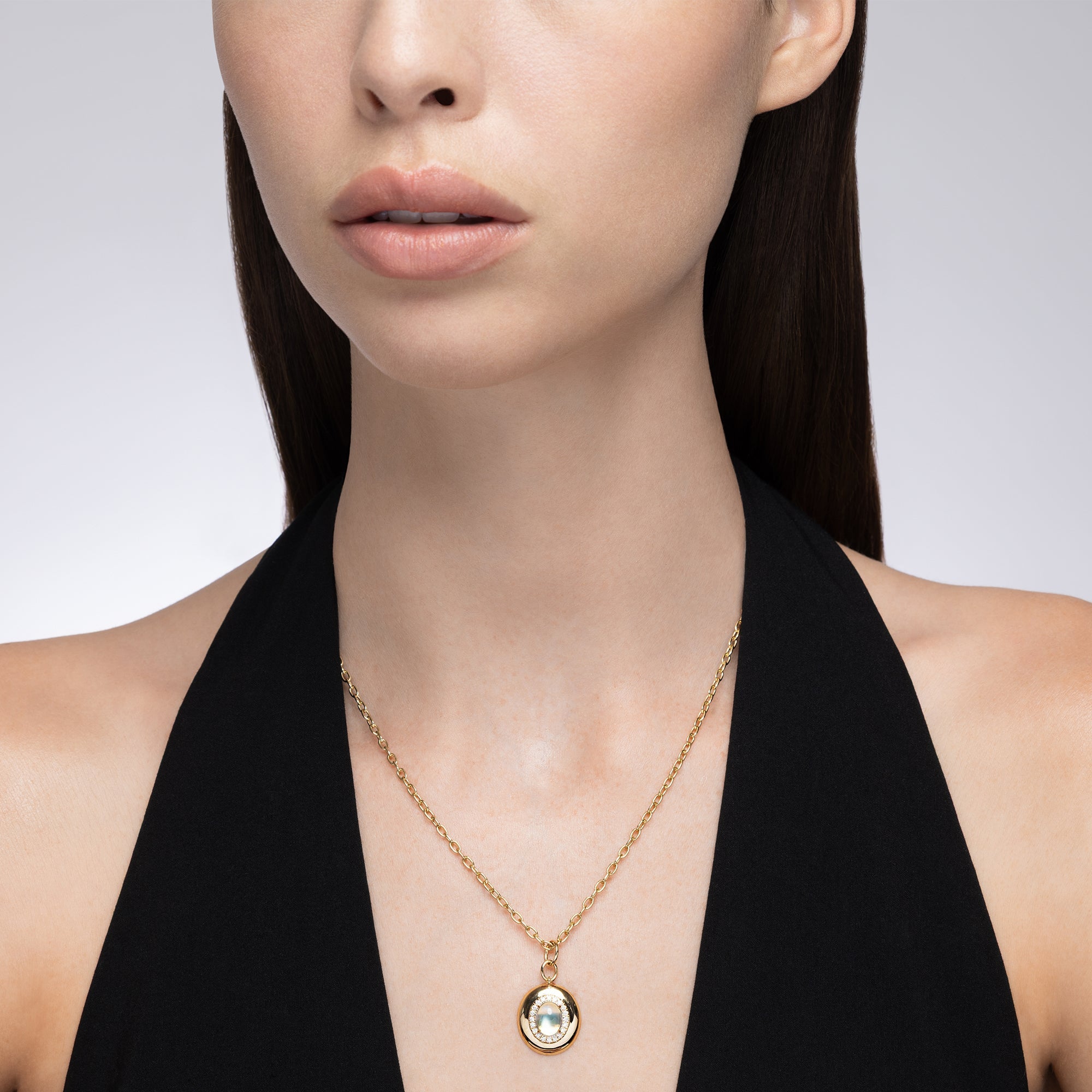 Heirloomed Oval Moonstone Pendant