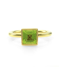 Peridot Solitaire Stackable Ring in Gold