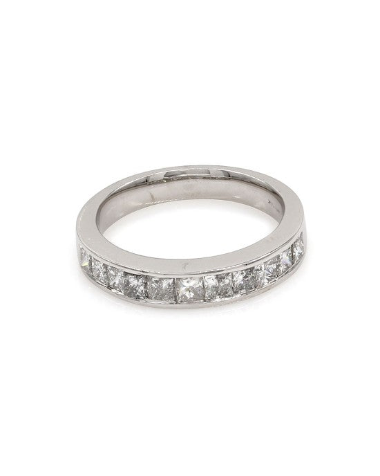 Princess Diamond Ring in Gold
