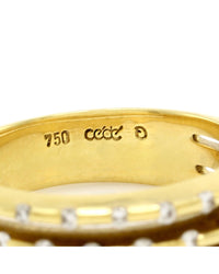 Cede Diamond and Yellow Gold Ring