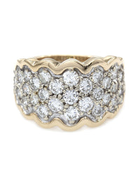 Scalloped Diamond Pave Ring in Gold