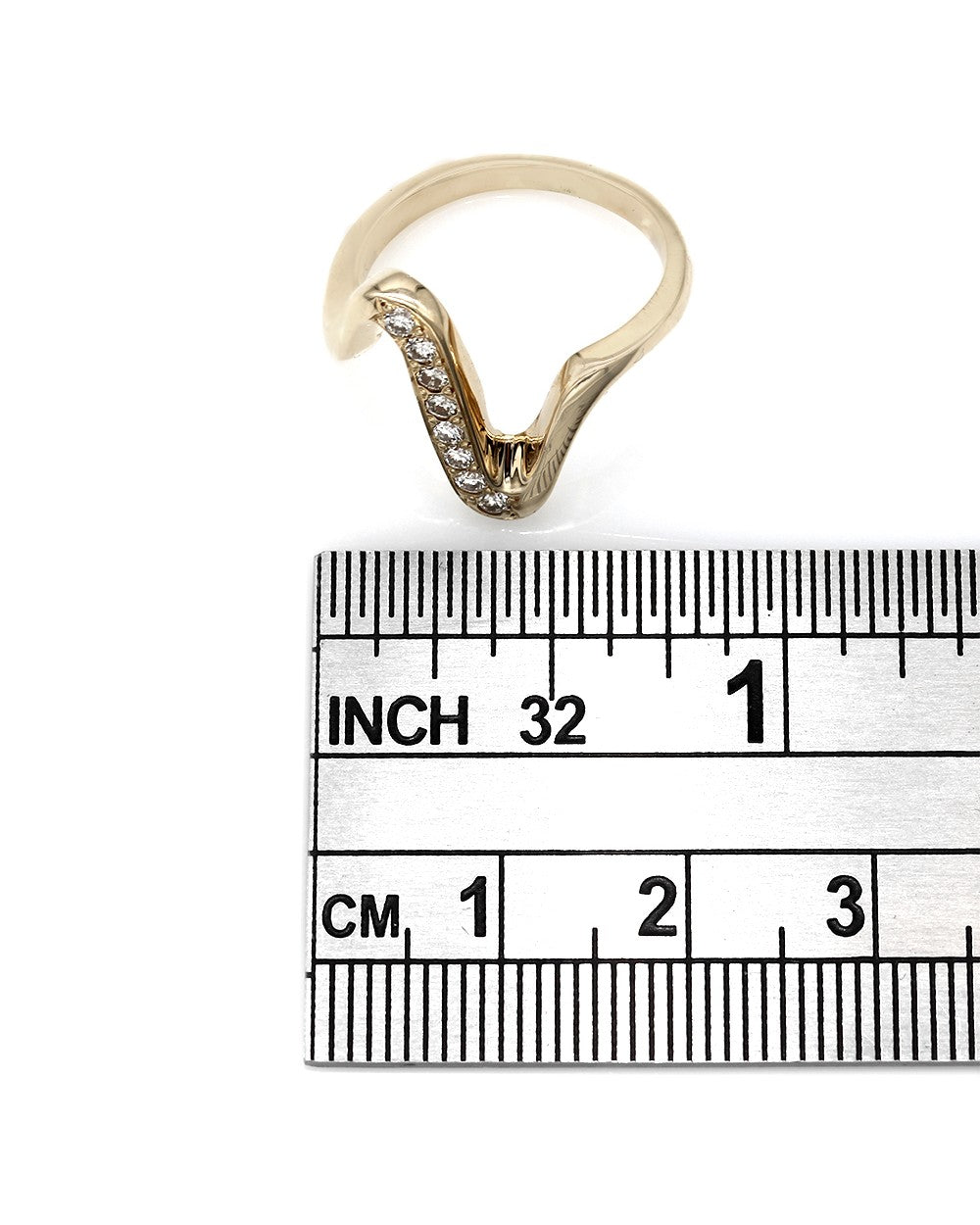 Diamond Zig Zag Ring in Gold