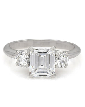 Plat Round Three Stone Diamond Ring with 1.54ct Emerald Center